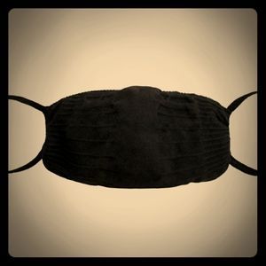 Skims Seamless Face Mask